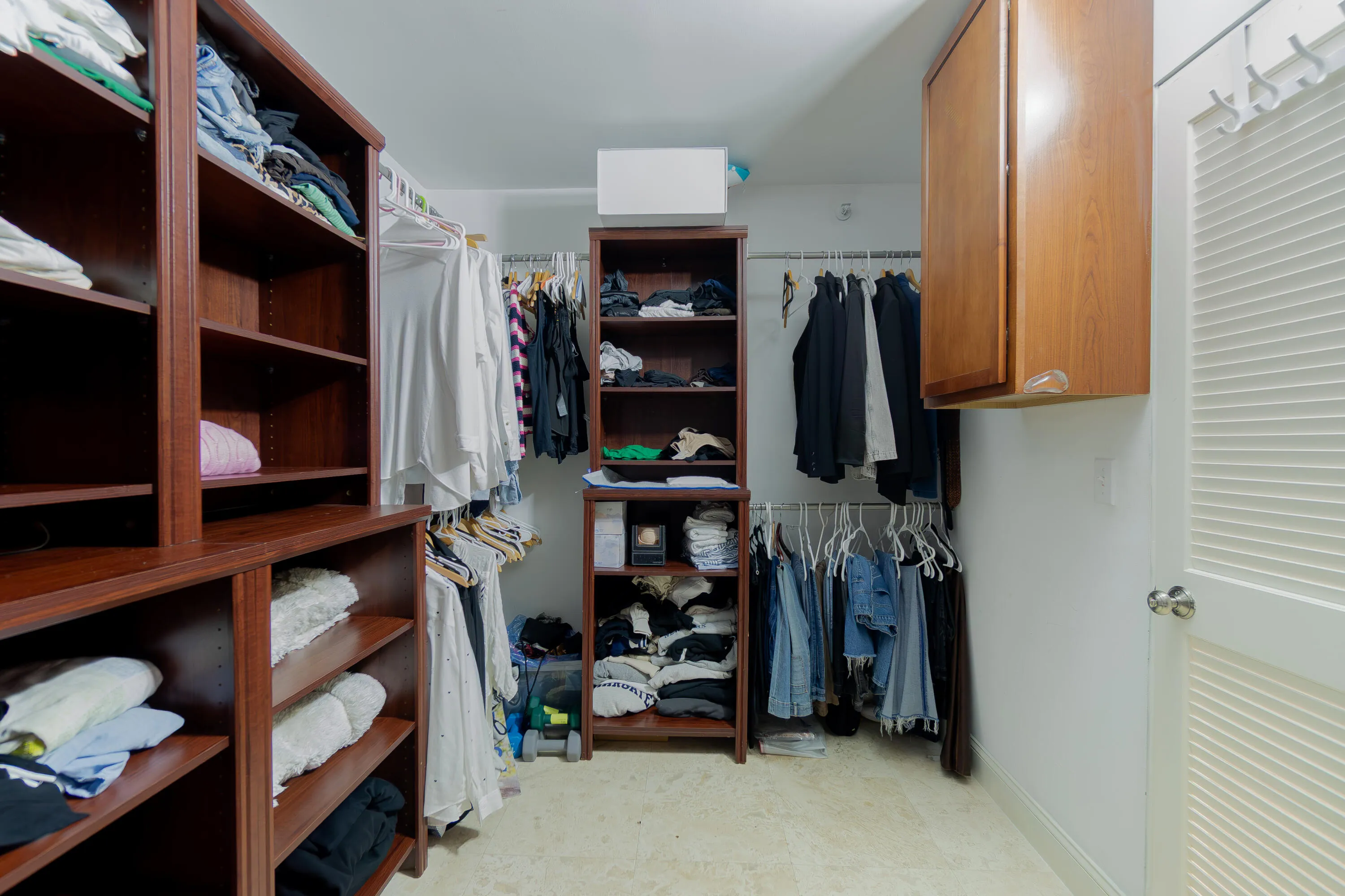 primary bedroom closet