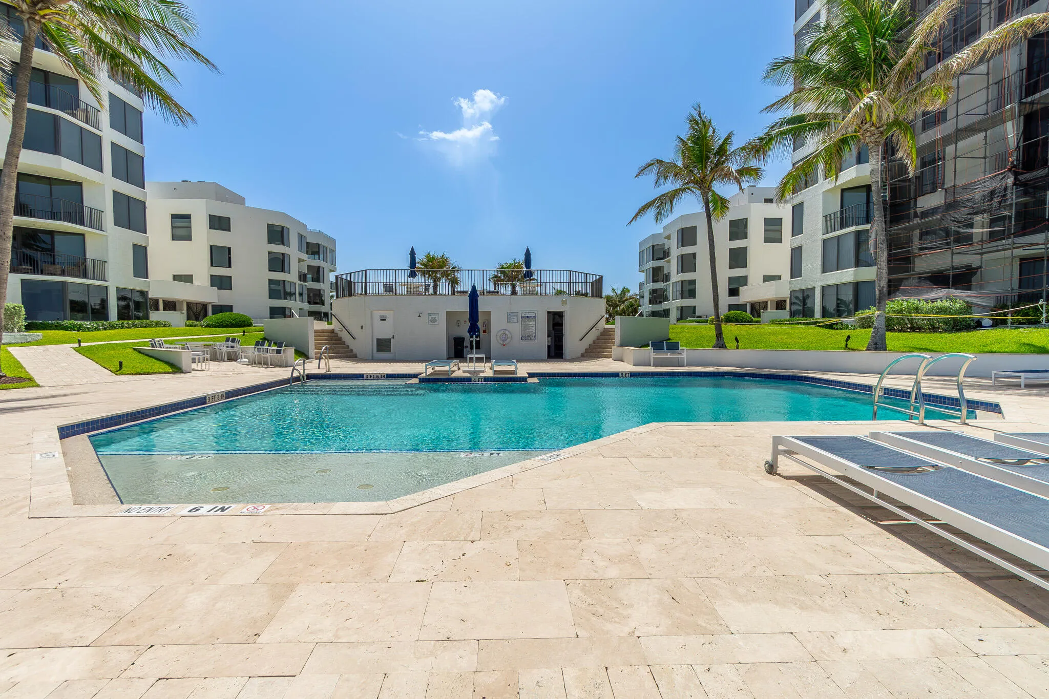 Oceanfront Pool w/ beach access.
