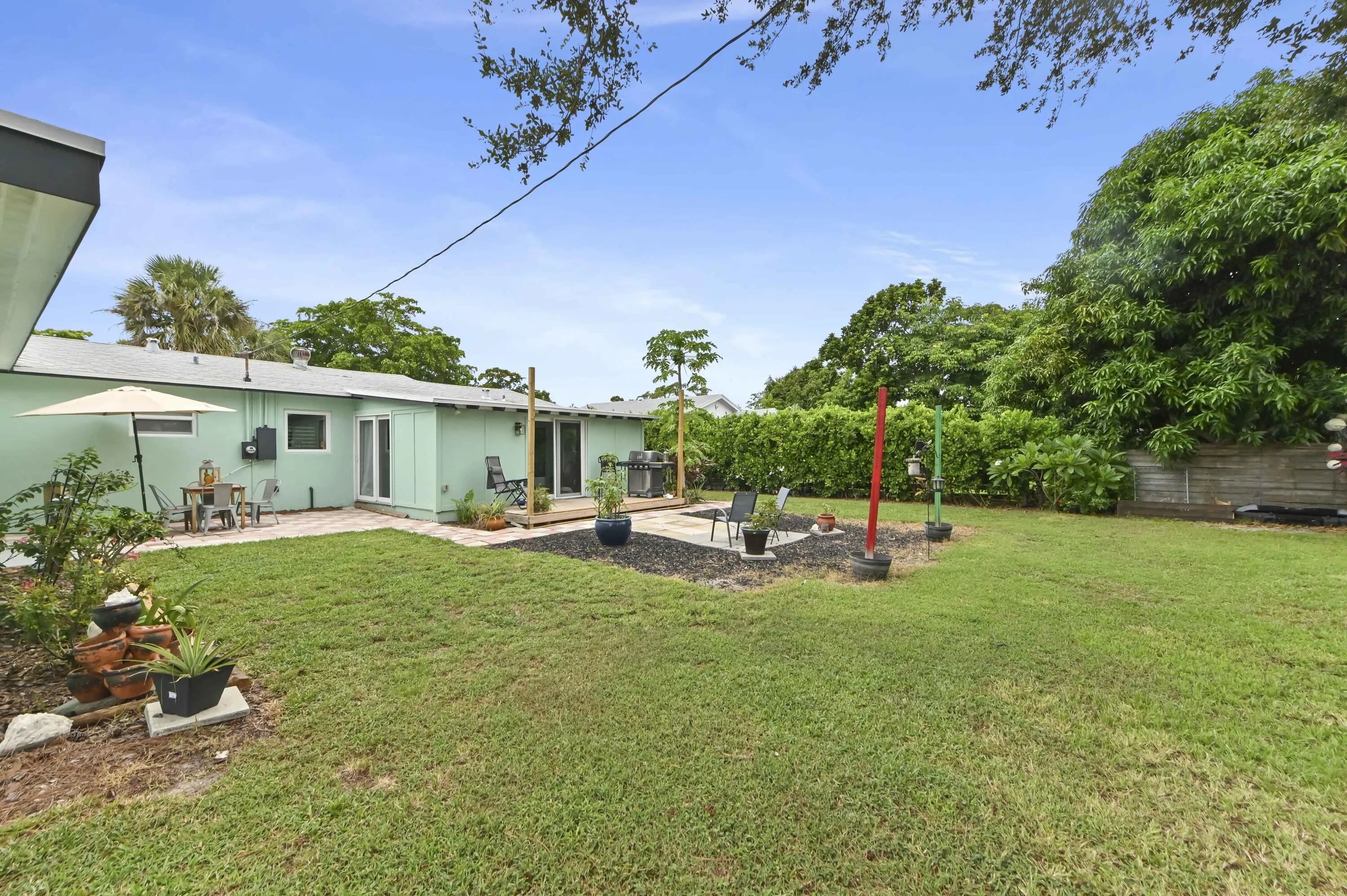 37 Backyard 06