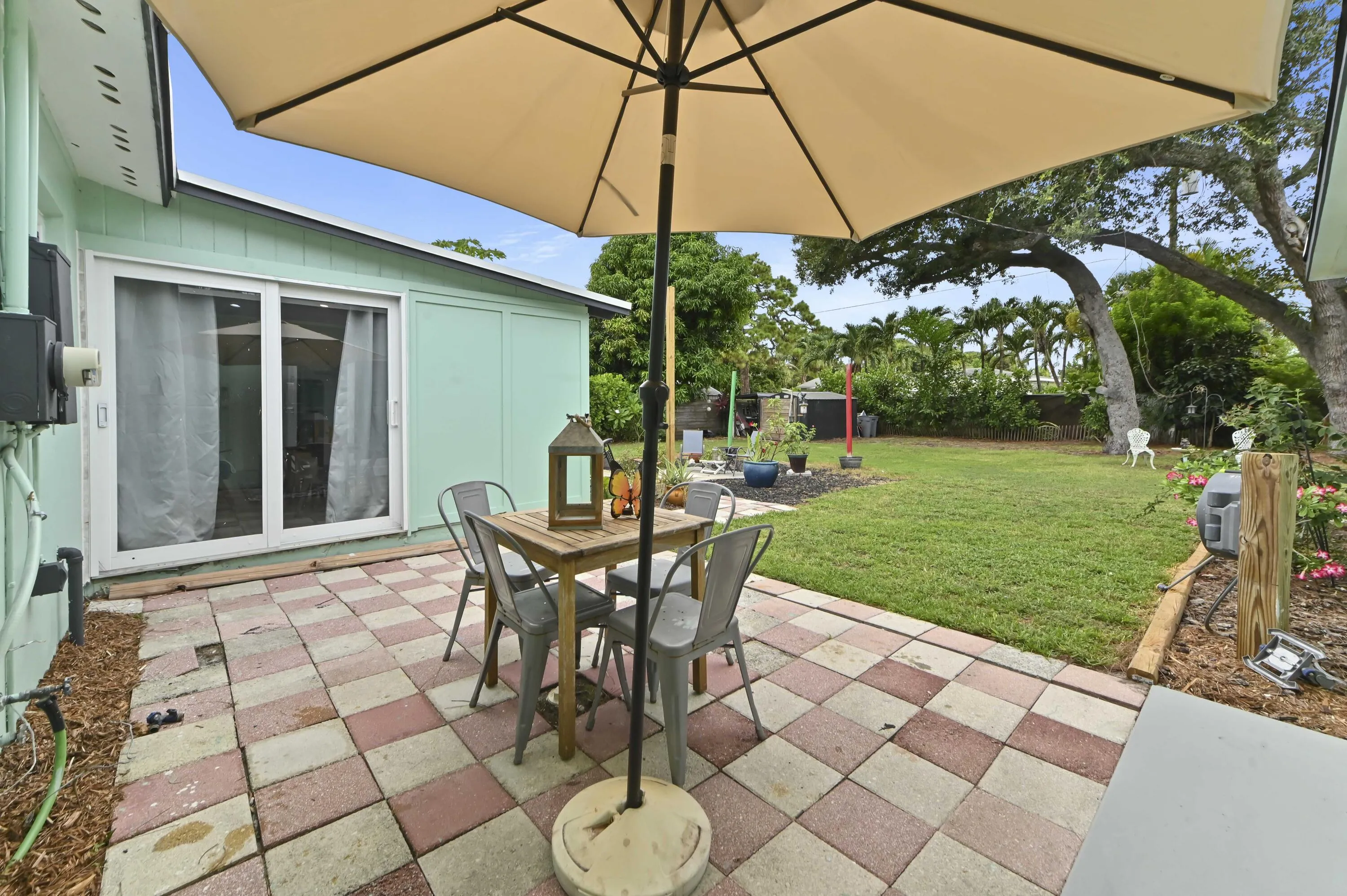 35 Backyard 04