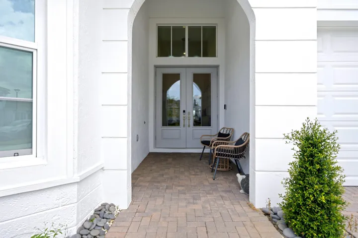 ENTRANCE