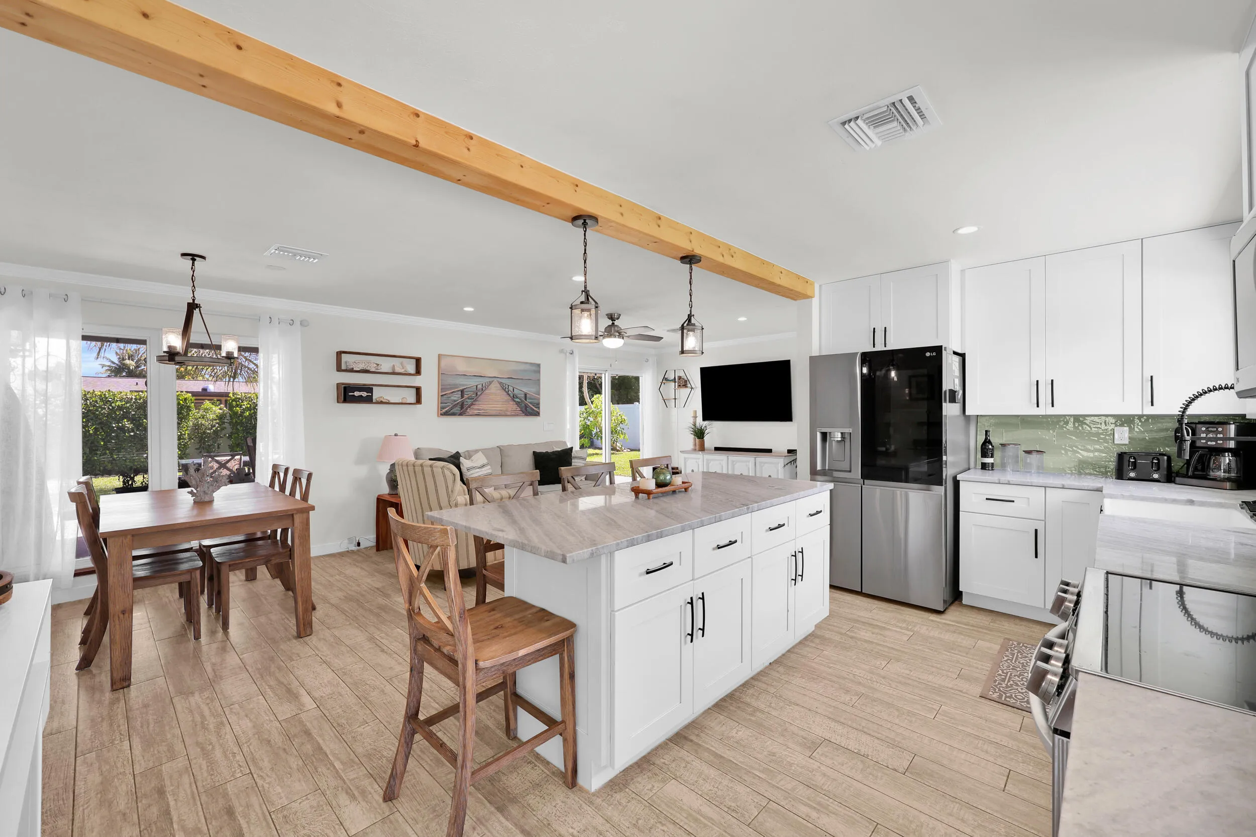 A Kitchen to LR