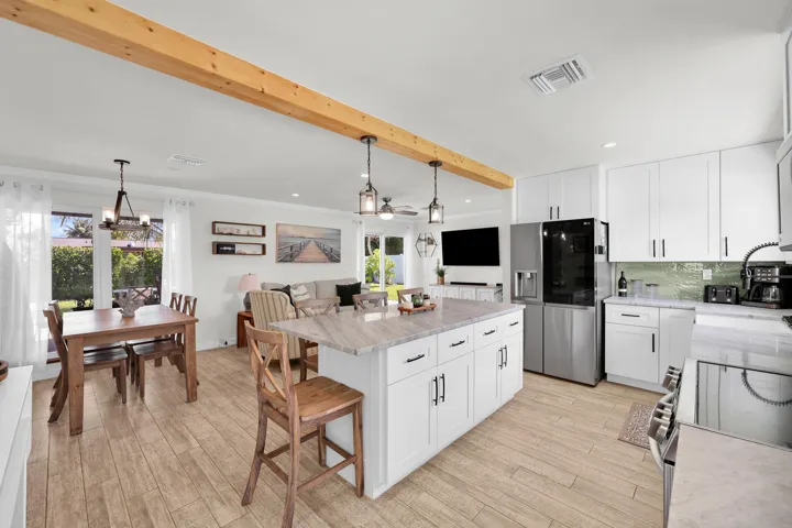 A Kitchen to LR