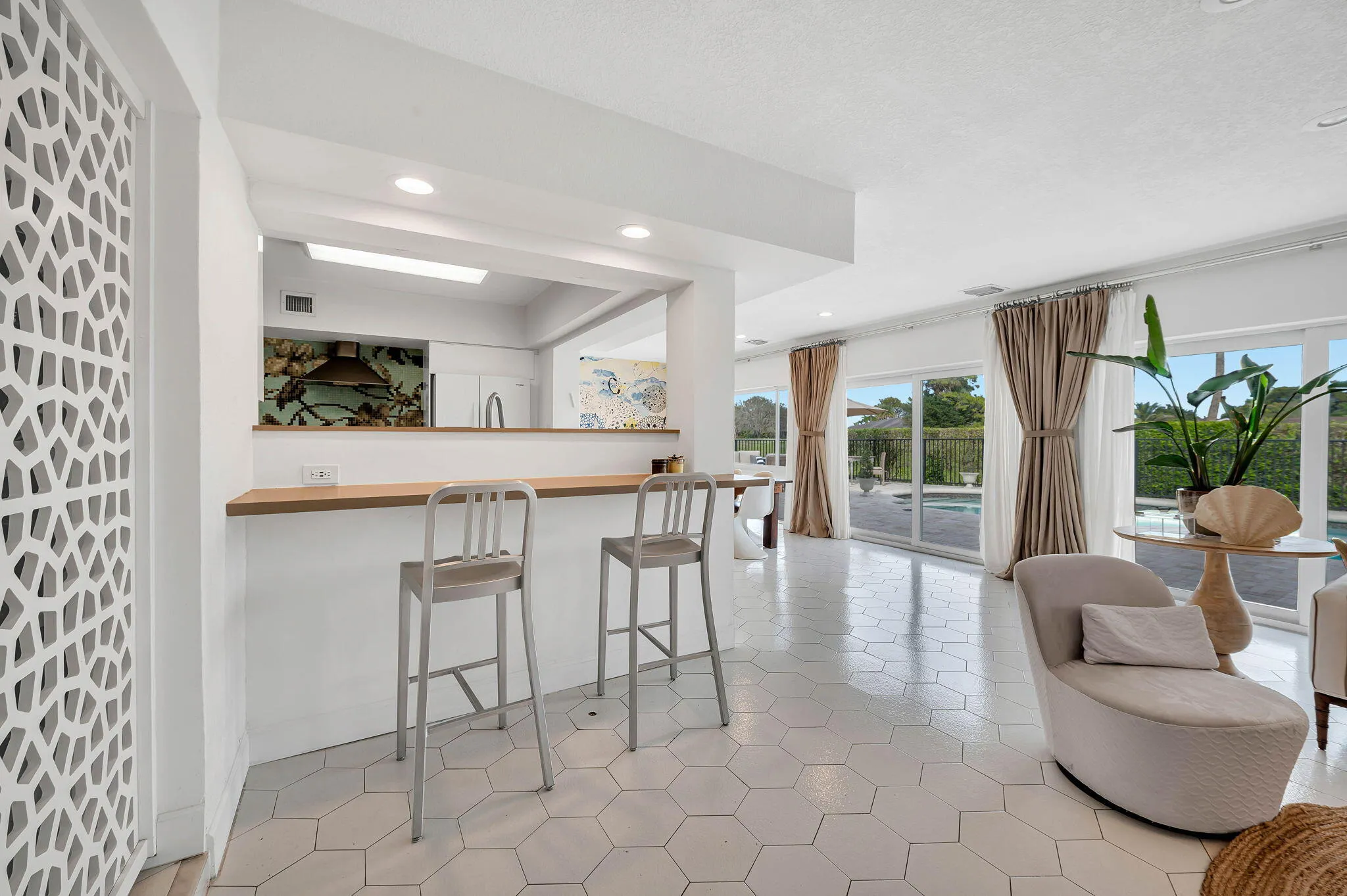 12-web-or-mls-5106-yellow-pine-ln