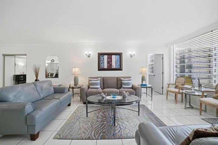 Livingroom-C
