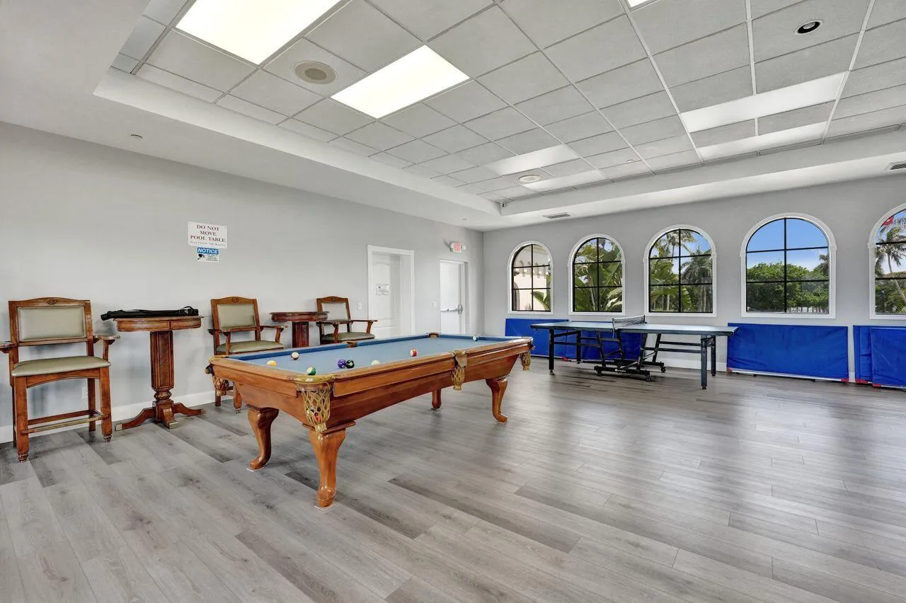 Home For Sale In Riverwalk