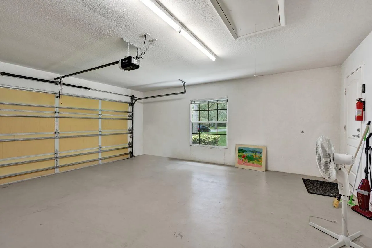 Home For Sale In Riverwalk