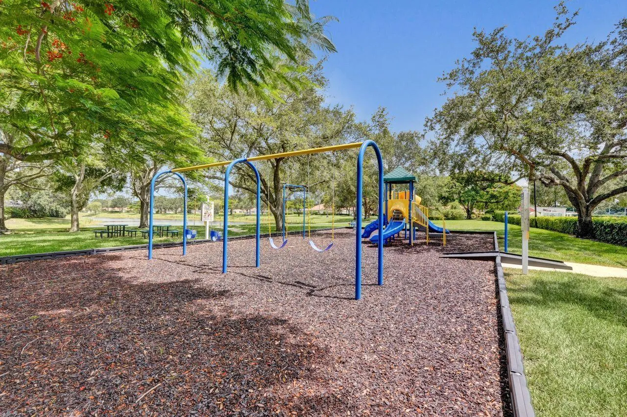 Home For Sale In Riverwalk