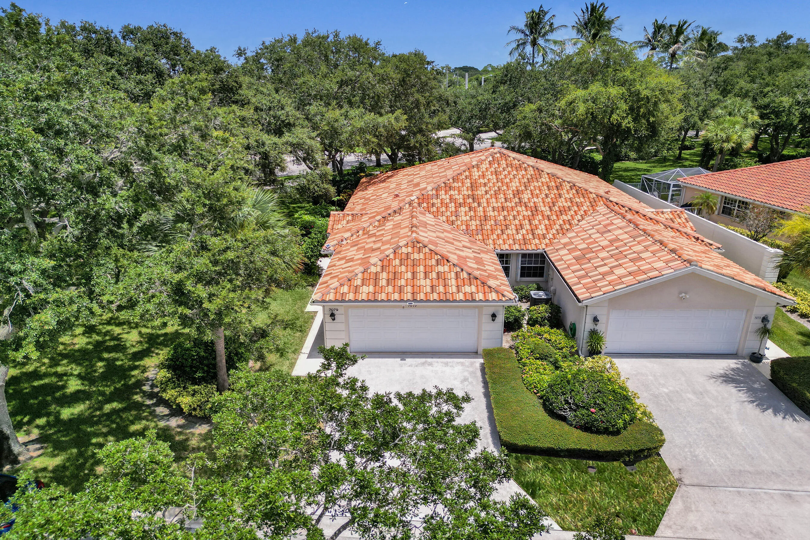 Home For Sale In Riverwalk