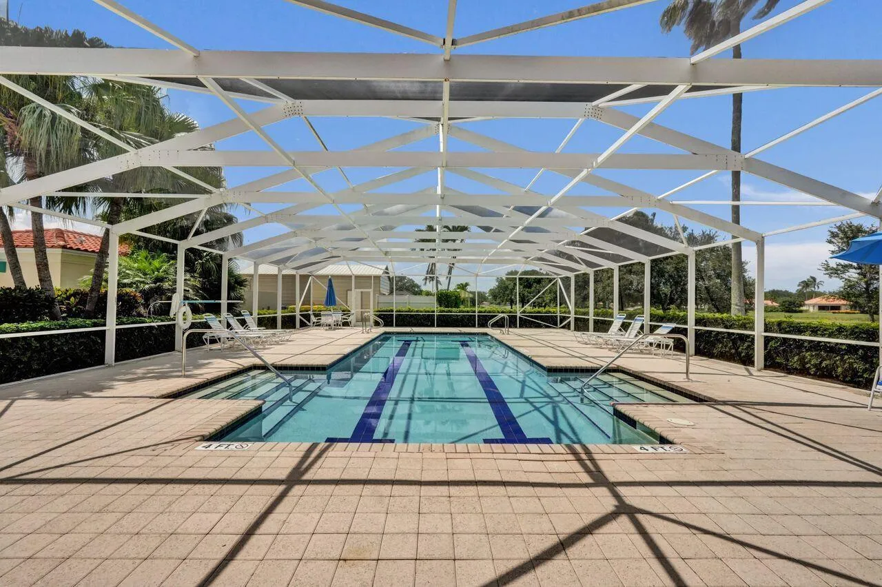 Home For Sale In Riverwalk