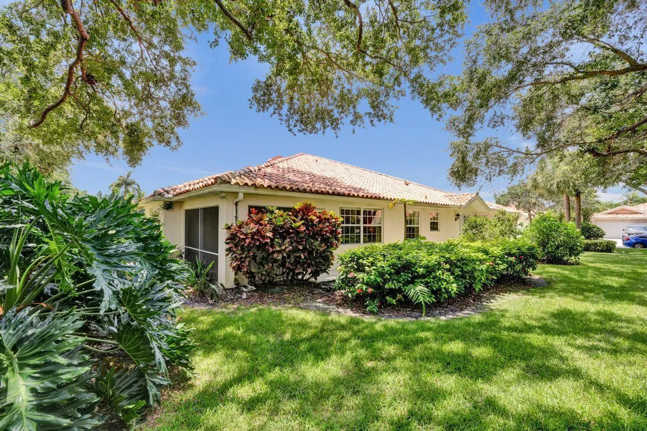 Home For Sale In Riverwalk