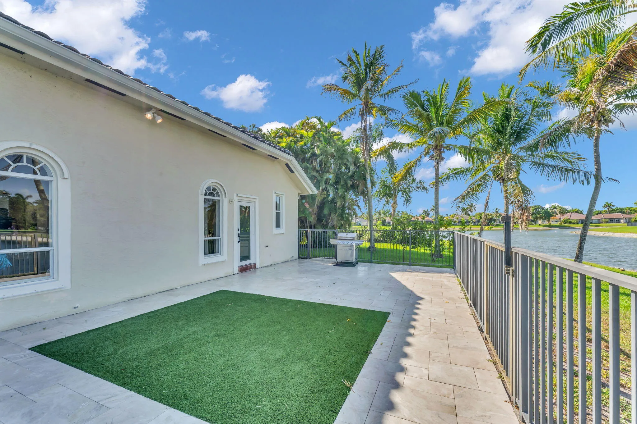 57-web-or-mls-DON05794