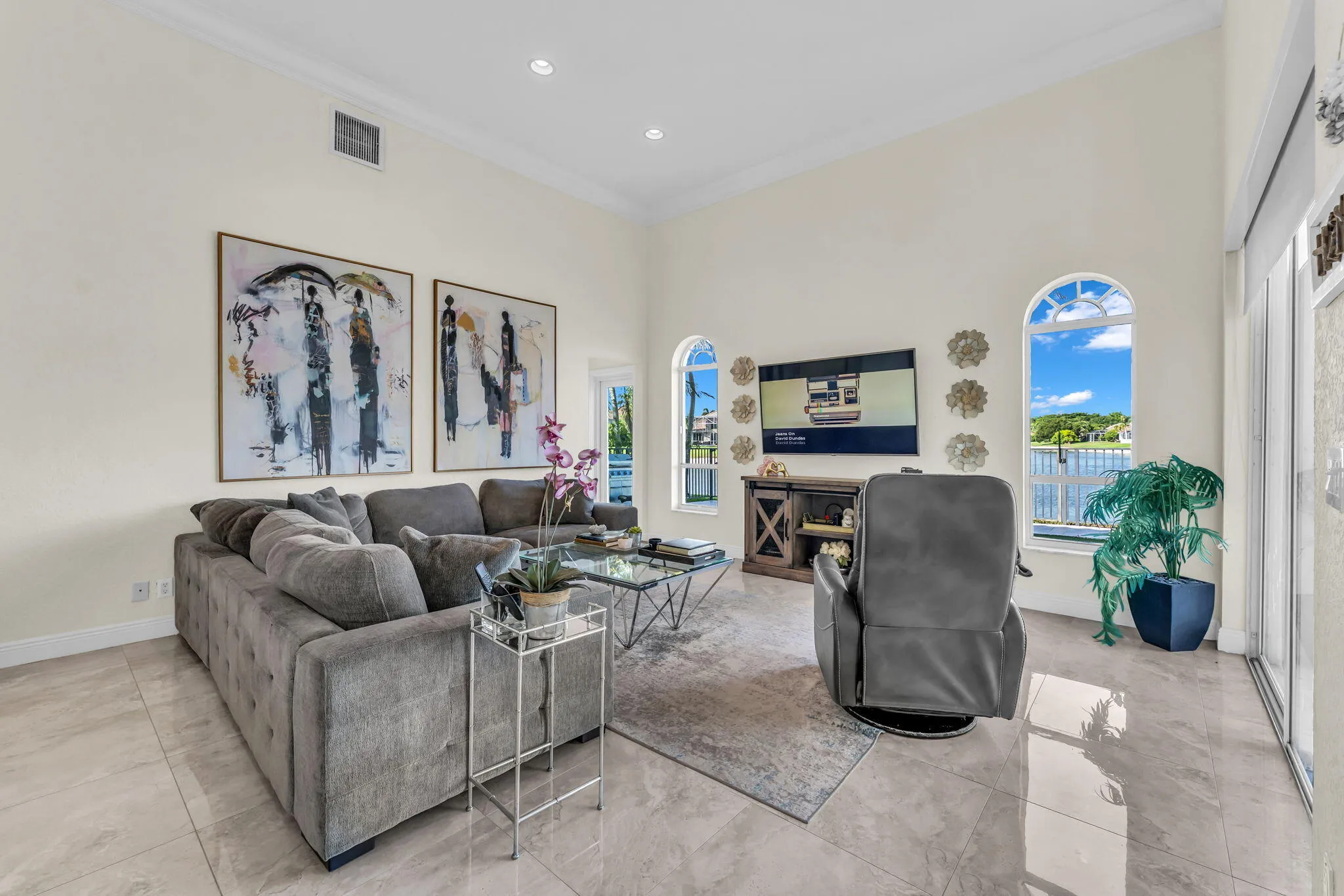 38-web-or-mls-DON05699