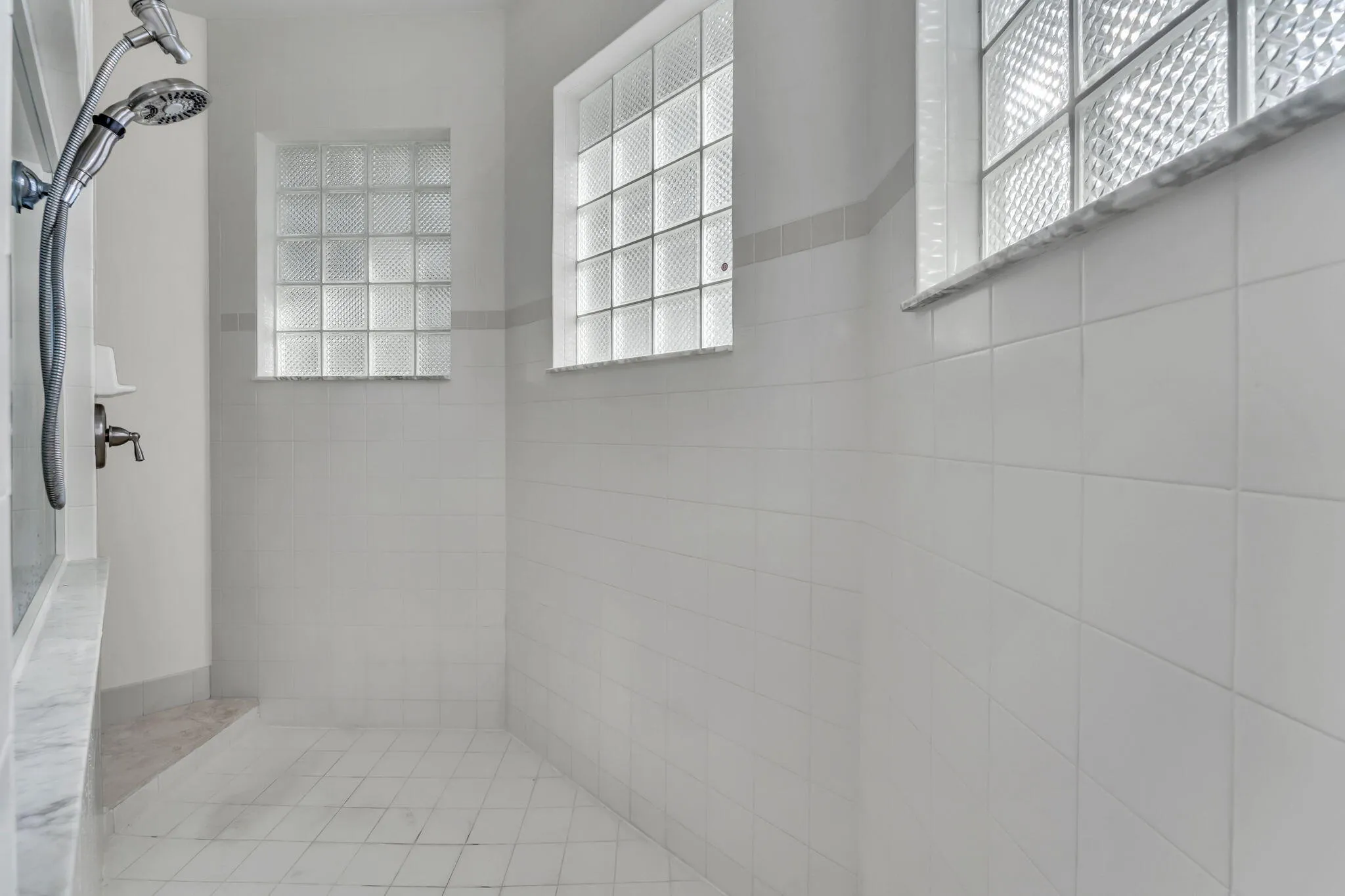 28-web-or-mls-DON05649
