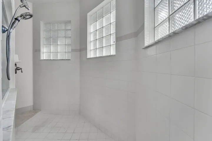 28-web-or-mls-DON05649
