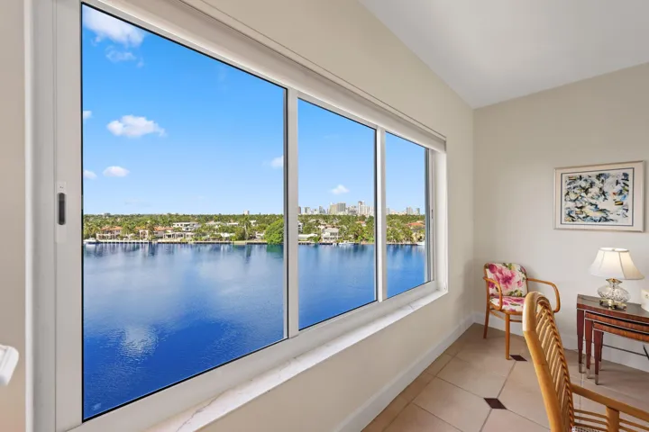 333 Sunset Dr - 24.jpg-SMALL
