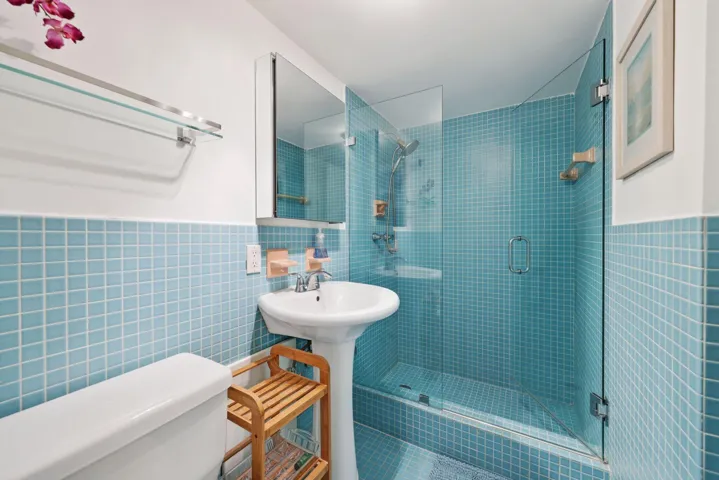 333 Sunset Dr 501