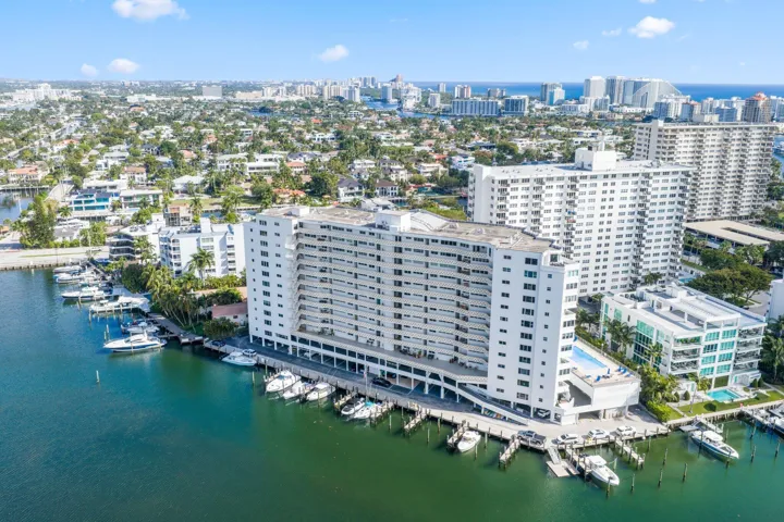 333 Sunset Dr 501