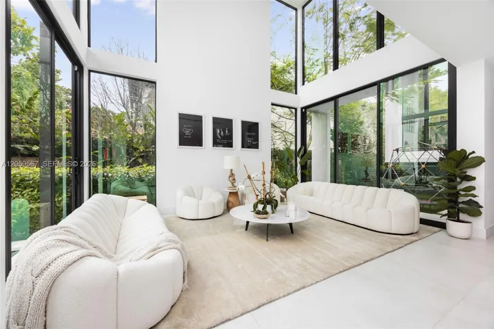 20 ft ceiling height