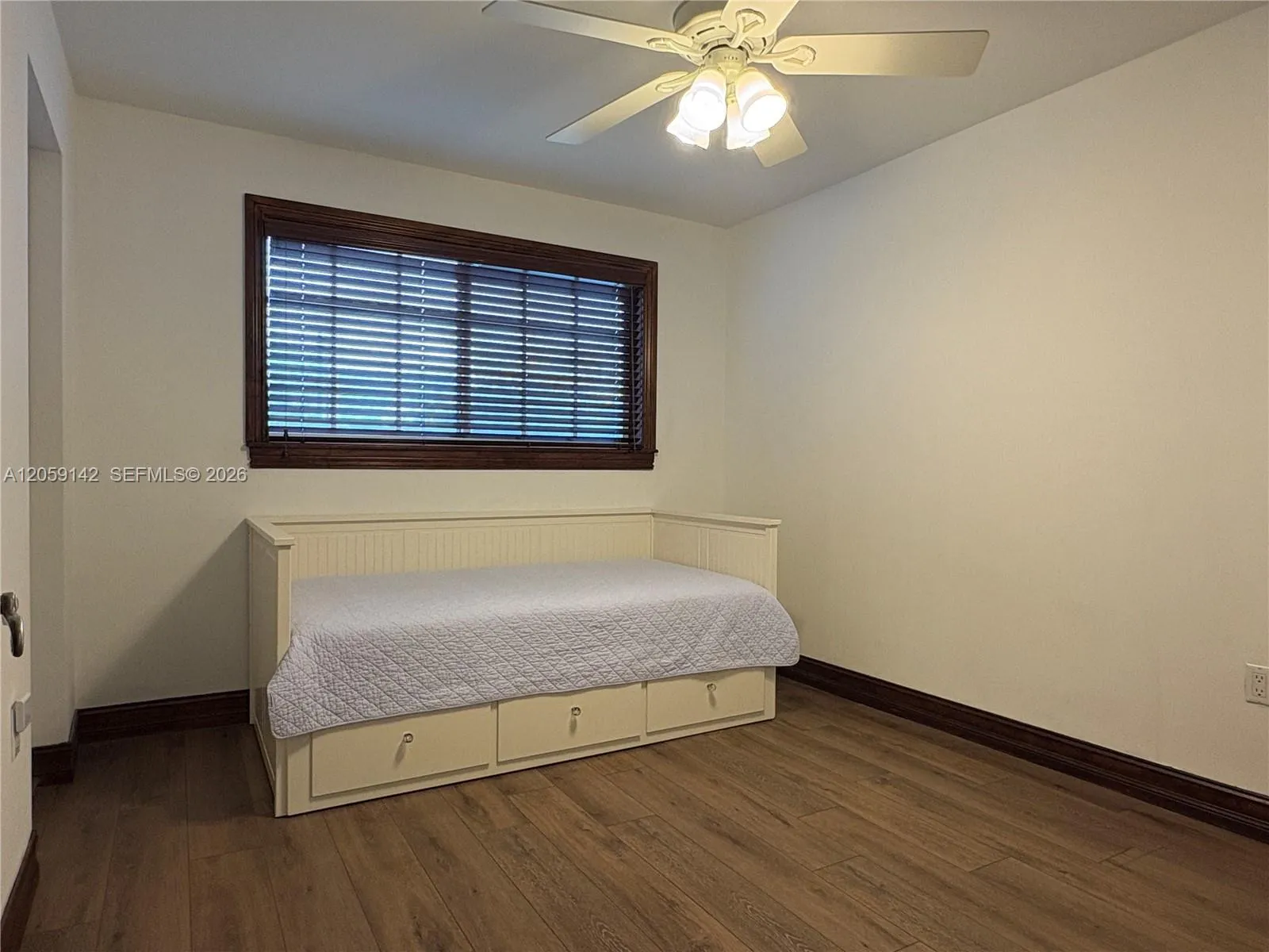 Property photo 52