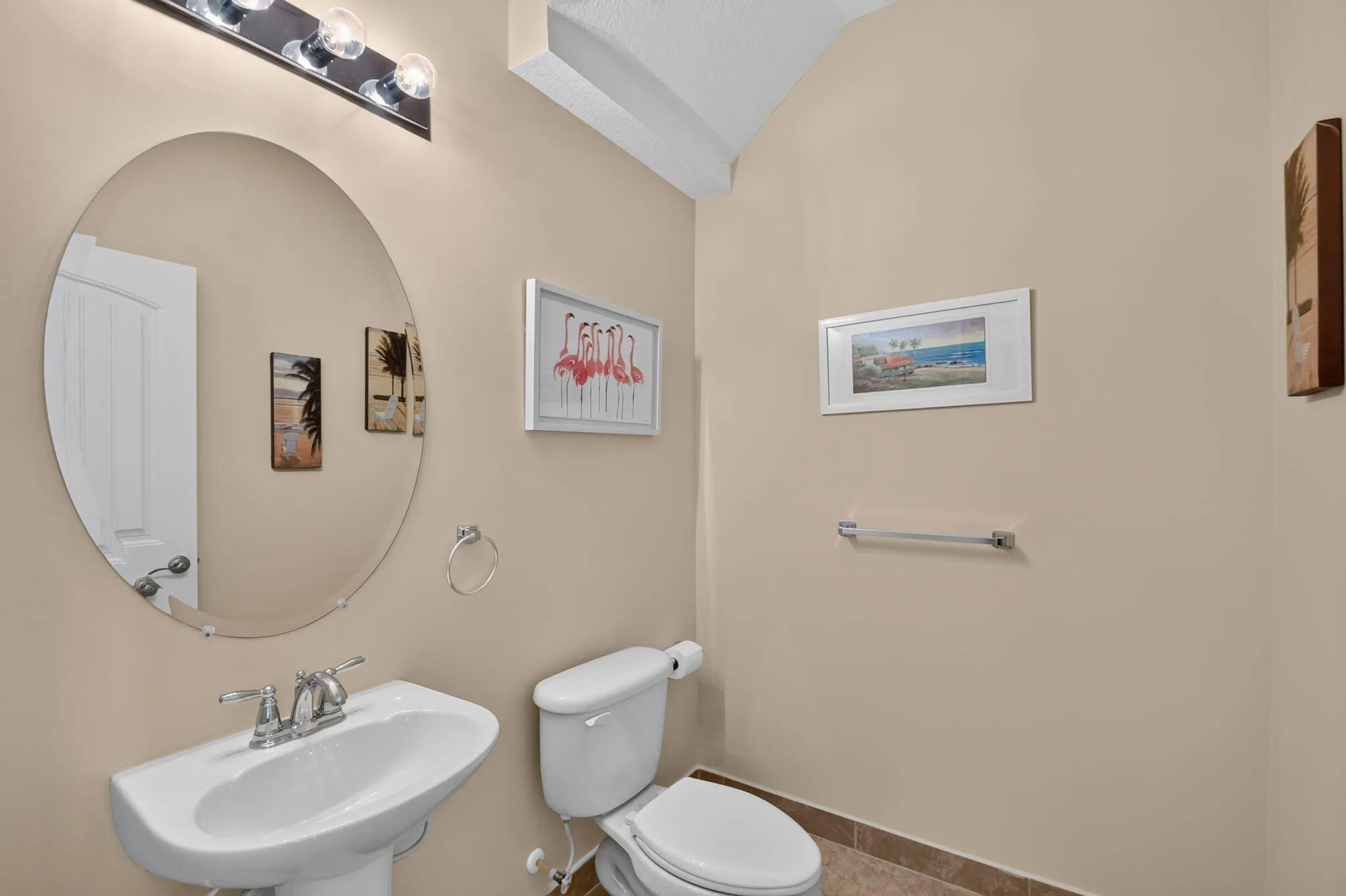 Downstairs 1/2 bath