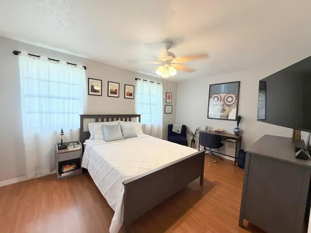 Master bedroom/ 3rd floor