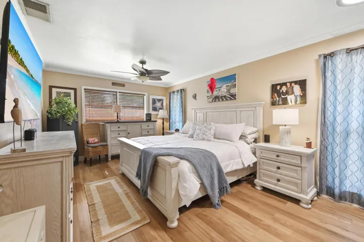 34 Bedroom 05