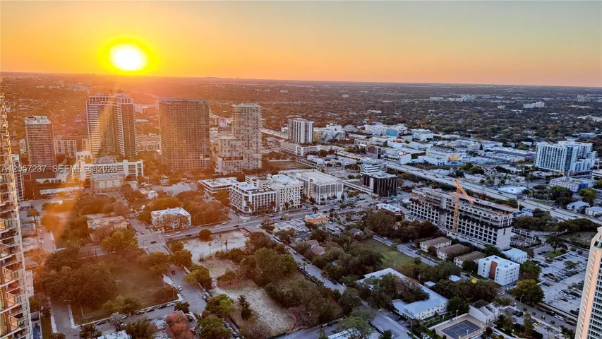 West views, Spectacular sunsets