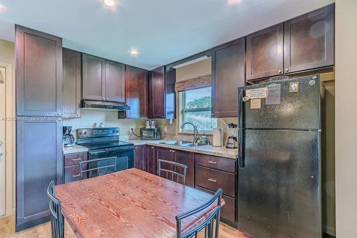 Photo 53