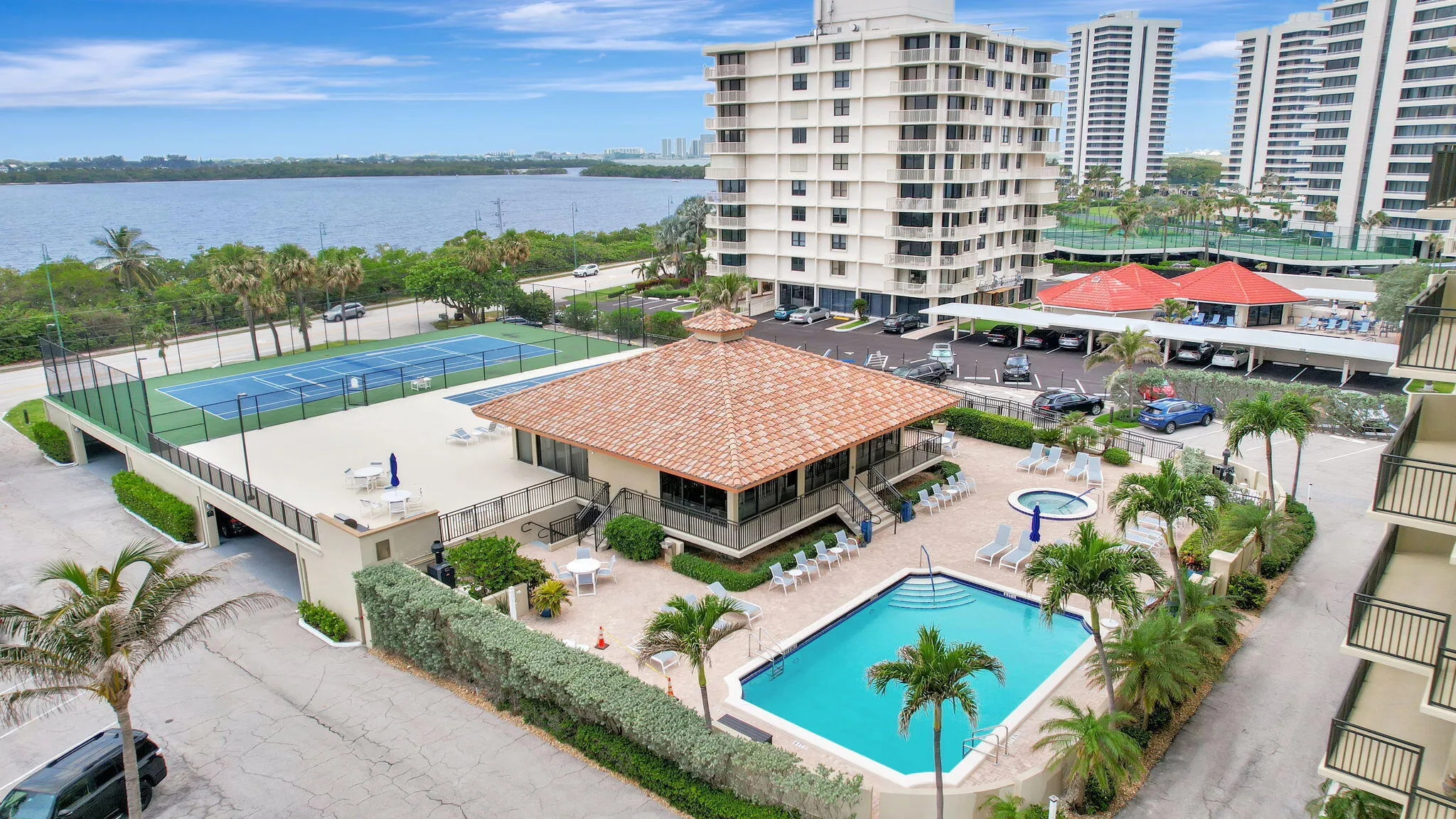 5460 N Ocean Drive 7c