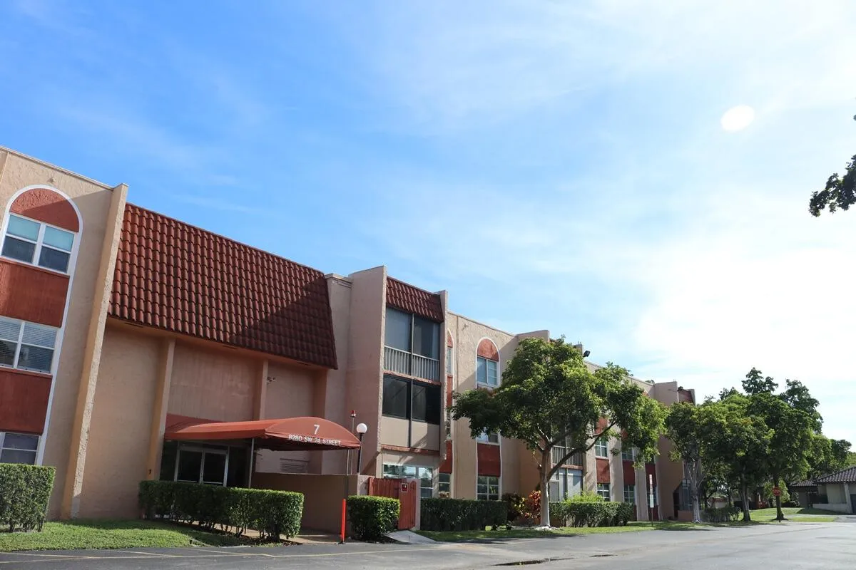 Oakbrook - Bldg 7