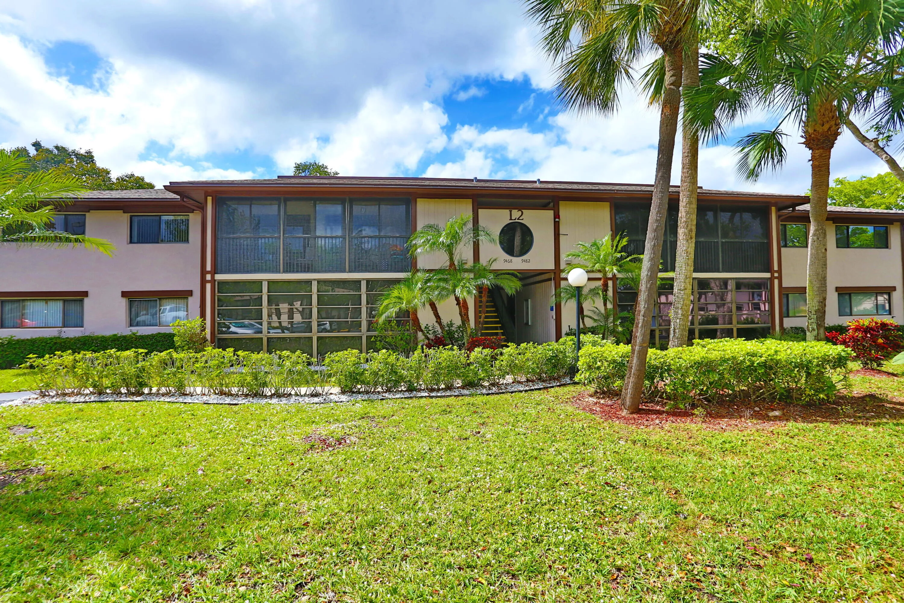 9474 S Belfort Cir Tamarac FL-print-004-