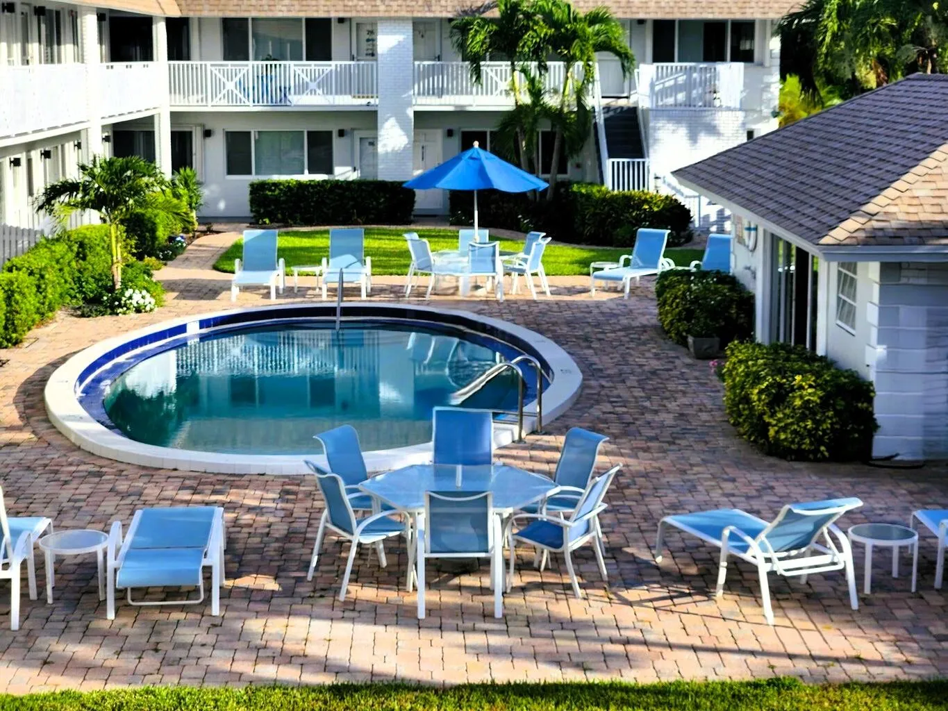 DELRAY COLONIAL POOL VIEW