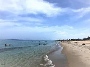 STEPS TO THE BEACH