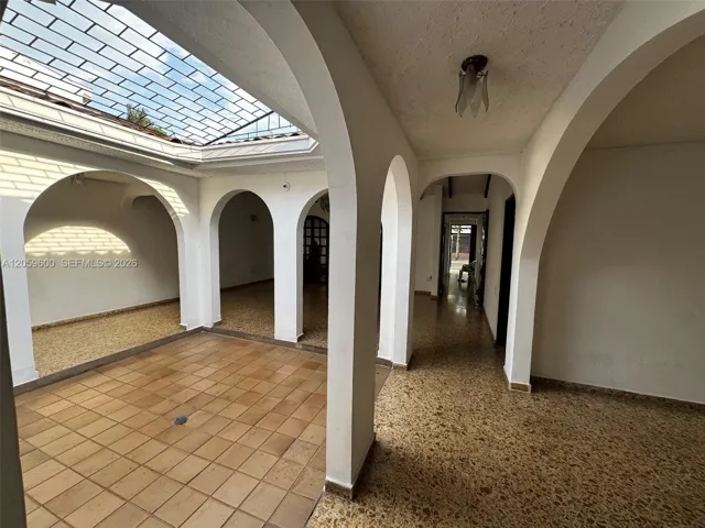 INTERIOR PATIO