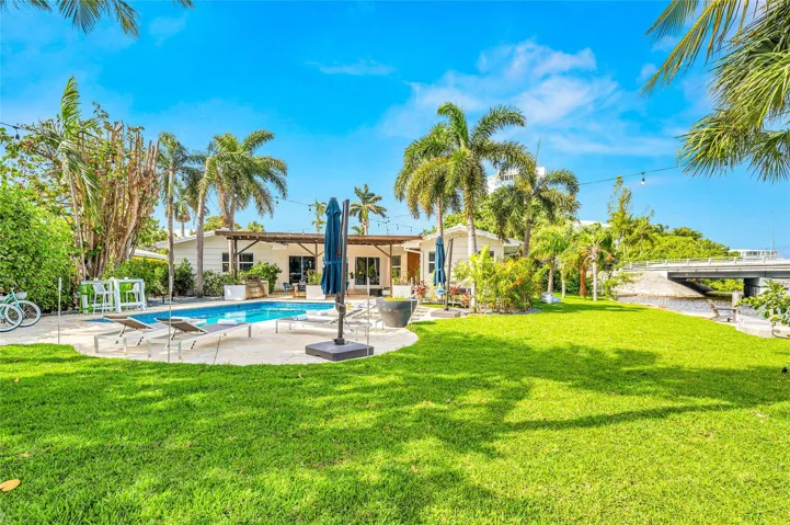 yard space is a rare commodity near the beach especially with this much waterfront allows for wide open views and space to play yard games with your family