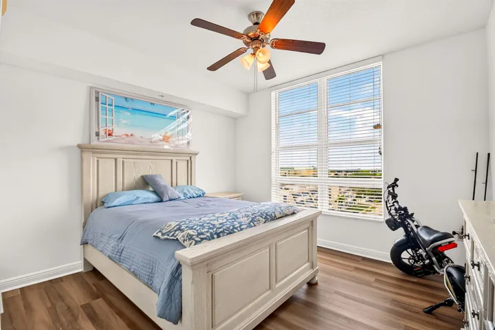 Guest bedroom