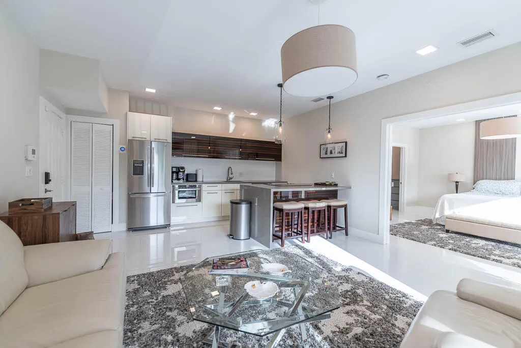 20260714-901 Bermuda Gardens Rd-0001