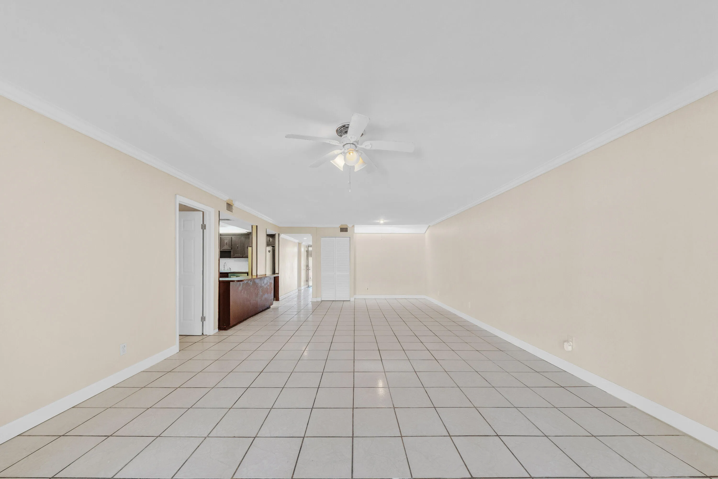 19 Living Area (1)