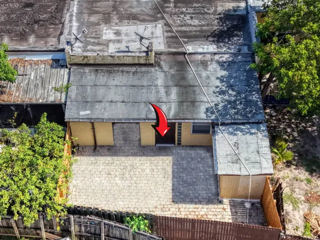 16 Backyard (6)