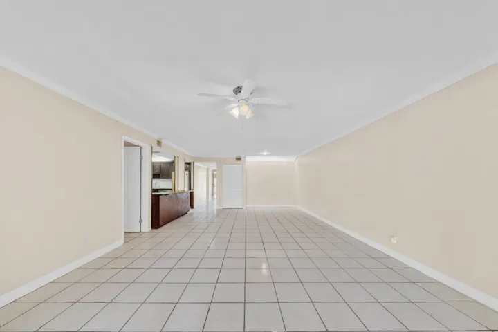 19 Living Area (1)