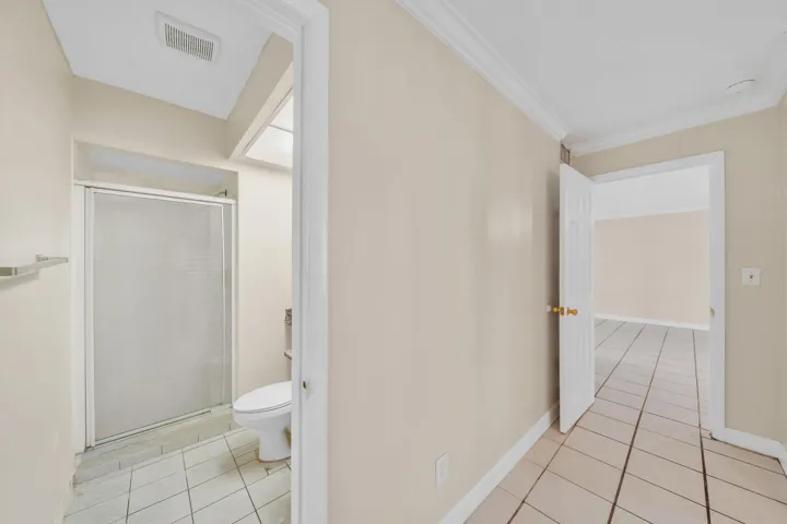 13 Primary Bathroom (2)
