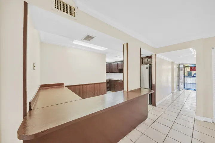 20 Kitchen (1)
