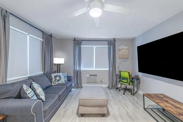 Livingroom-B (4)