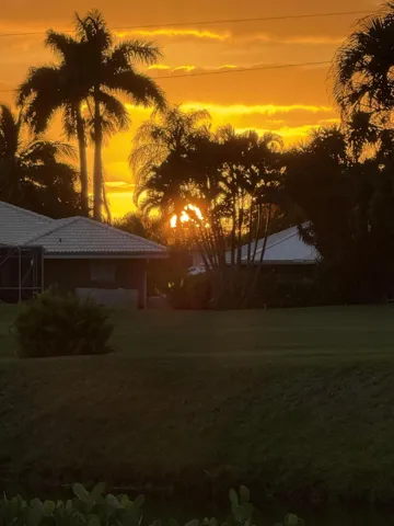 STUNNING SUNSETS!