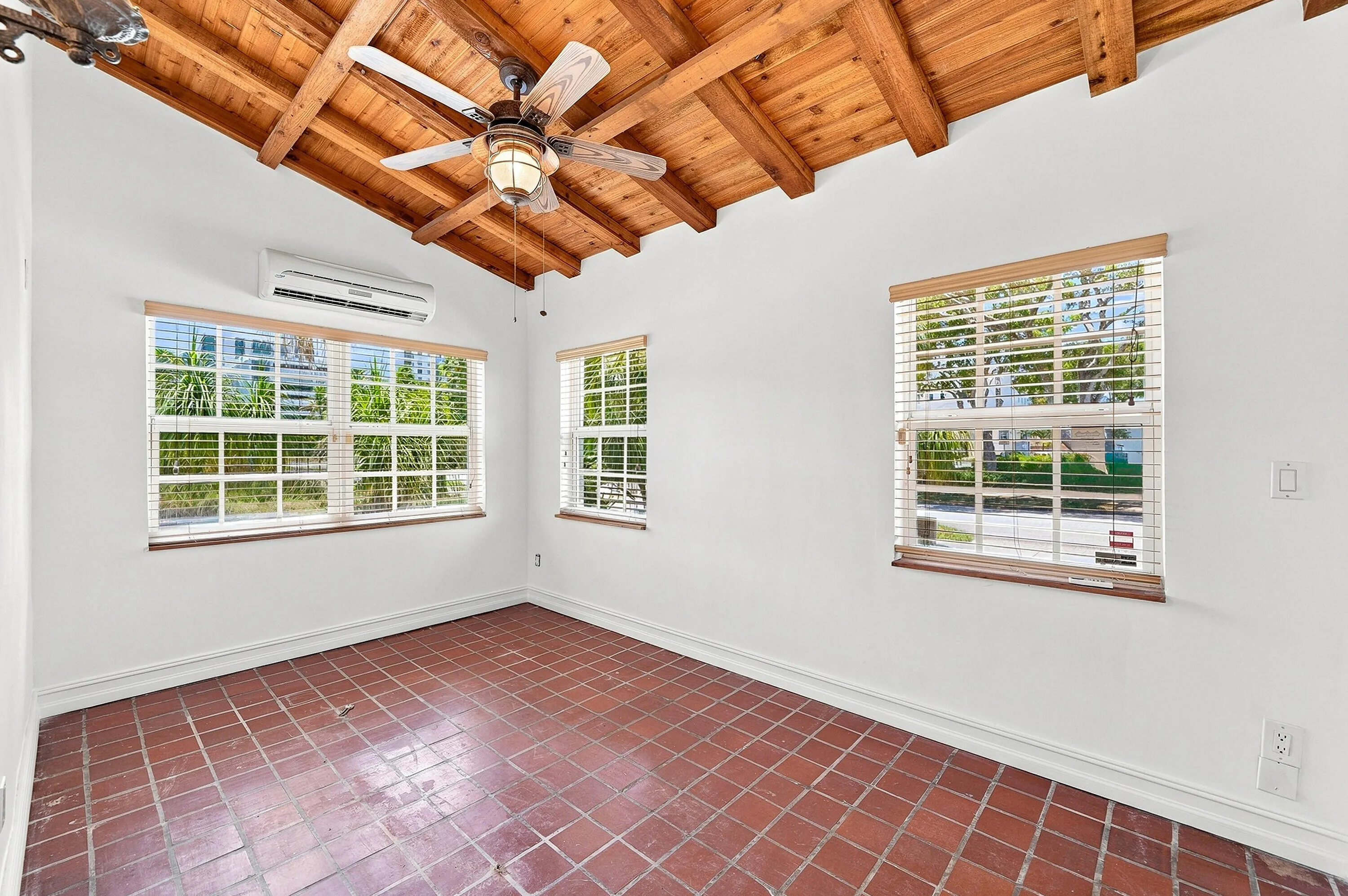Florida room/office