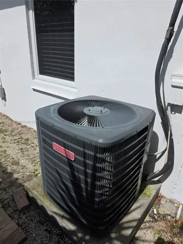 AC
