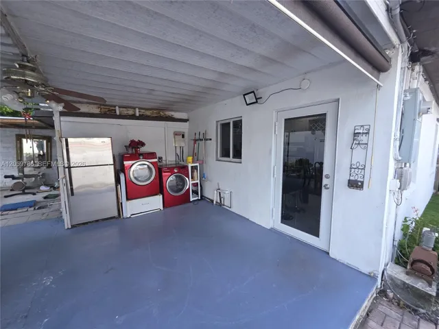 Terrace and Laundry Facility