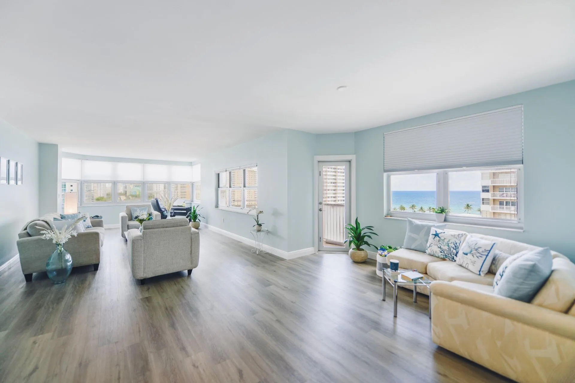 4 RE 1985 S Ocean Dr, apt. 8P, Hallandal