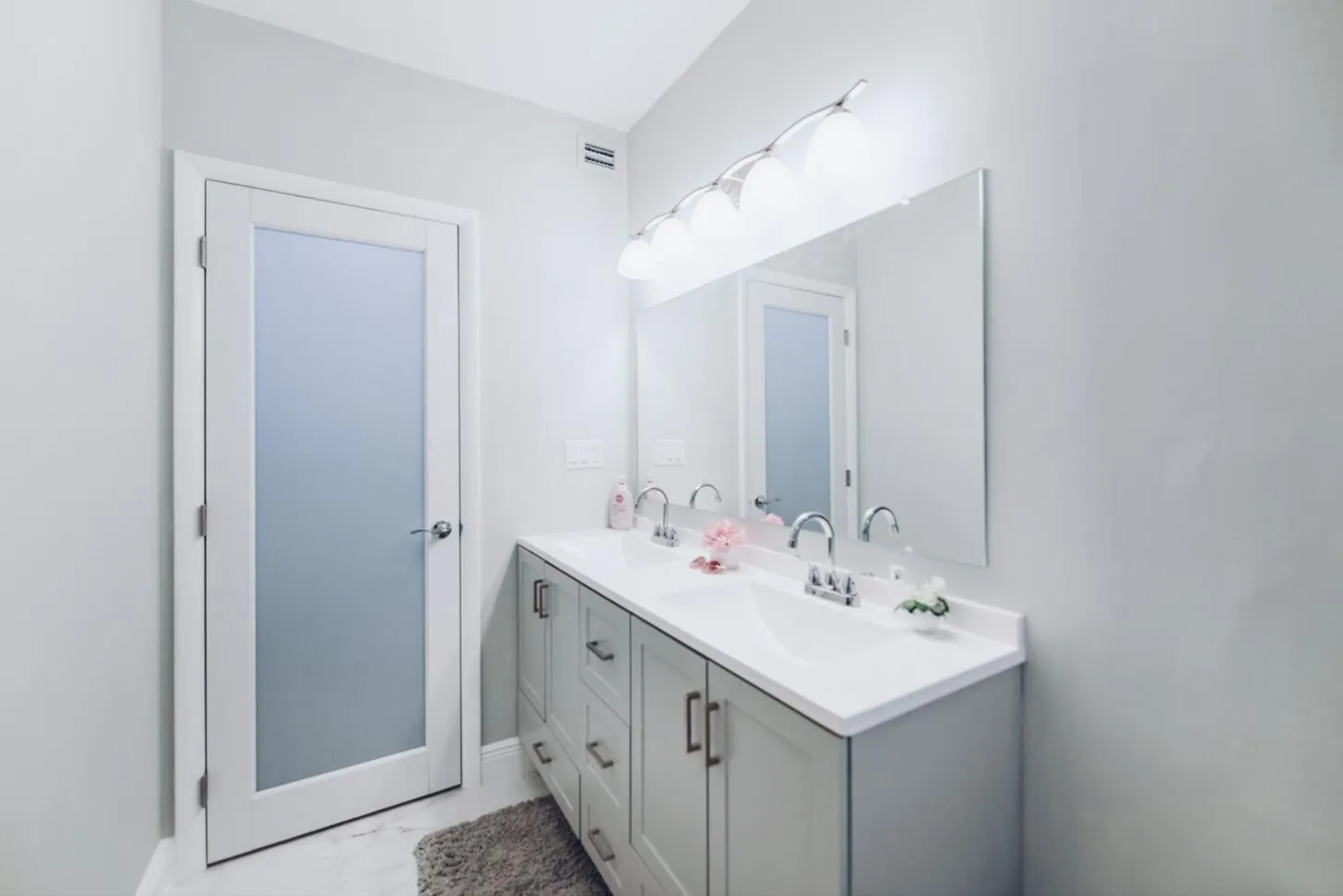 21 MBR Bath 2